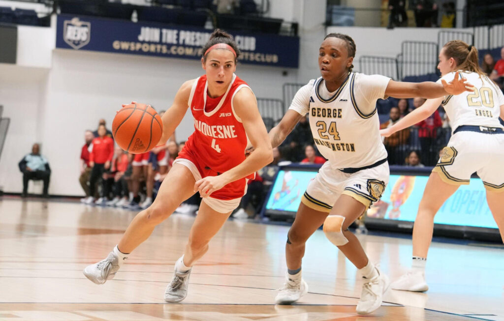 Megan McConnell signs with the Phoenix Mercury